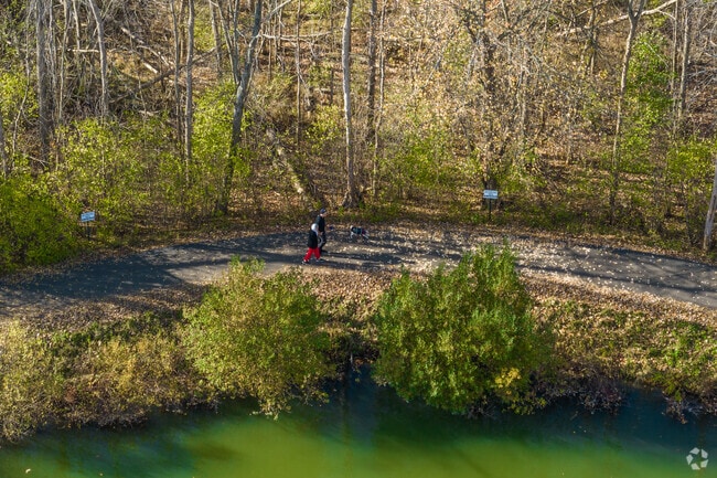 Getzville features many parks and trails to enjoy the outdoors in New York.