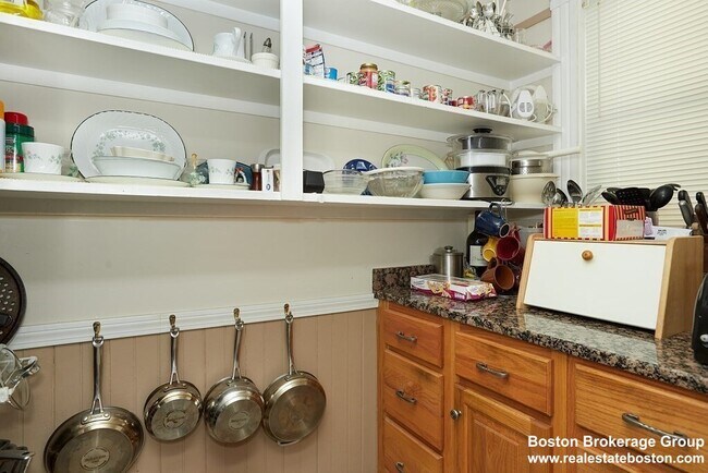 65 Roseclair St unit 1, Dorchester, MA 02125 - photo 5