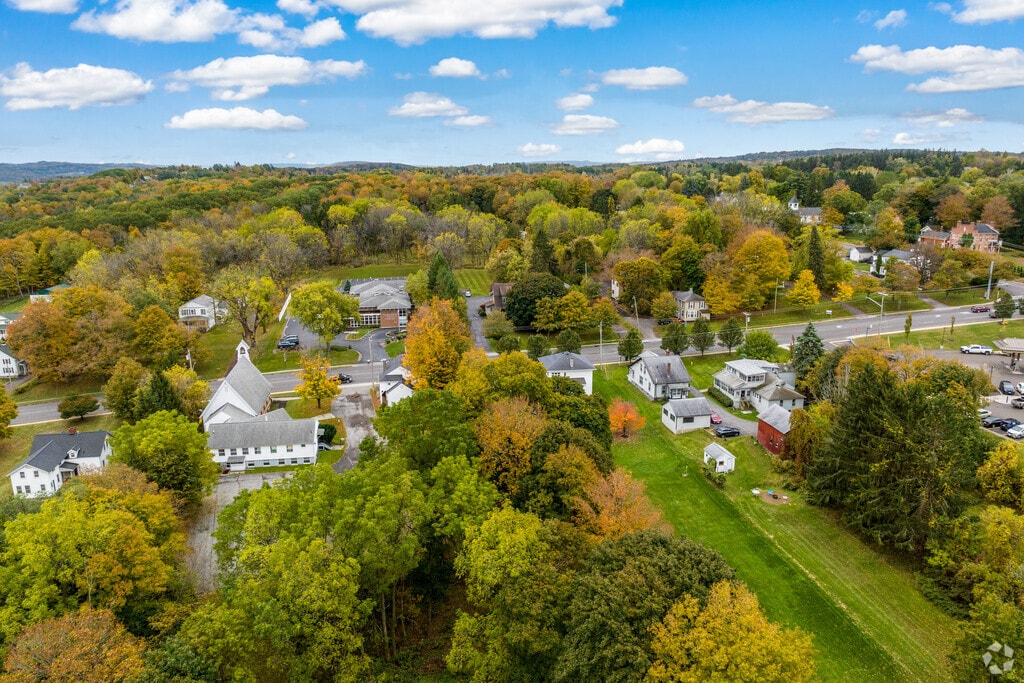 4421 Howlett Hill Rd, Syracuse, NY 13215 MLS S1518879