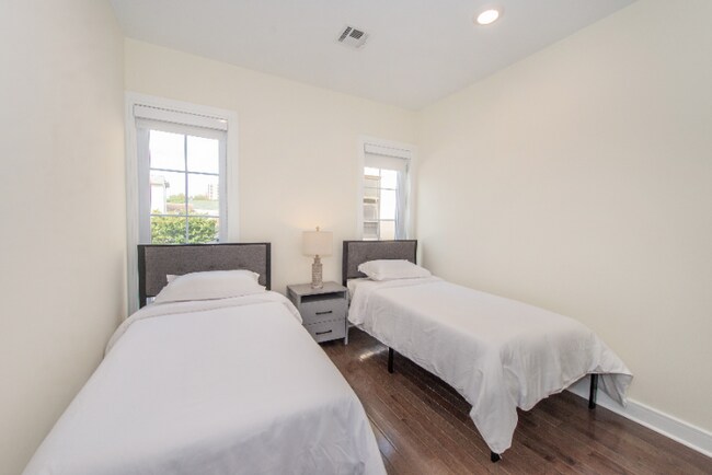 1608 52nd St unit A, North Bergen, NJ 07047 - photo 6