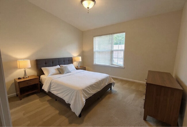 6940 Rogers Point, Lithonia, GA 30058 - photo 4