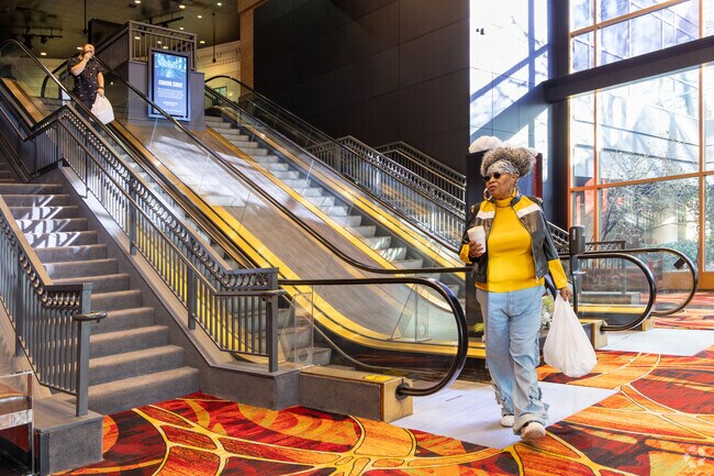 Winners at Ameristar Casino leave with a free lunch near East Calumet.