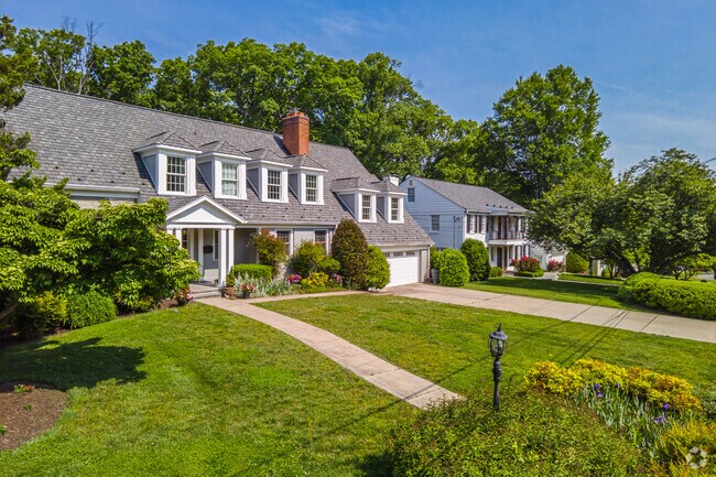 Large single-family homes are prominent throughout the Chevy Chase Lake neighborhood.