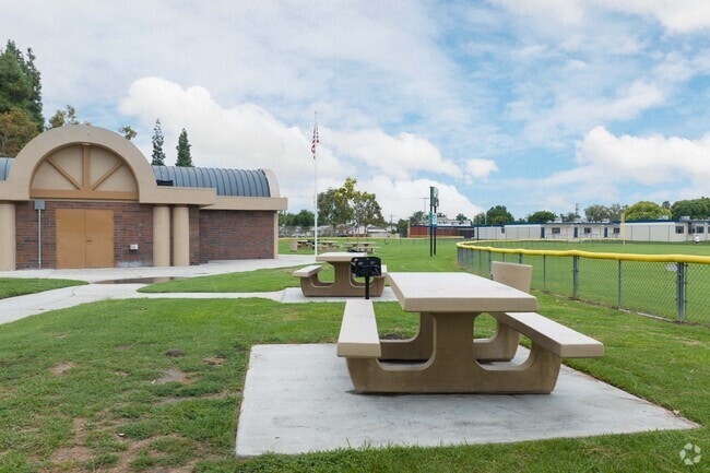 Lakeside Park is in Studebaker, Norwalk, California.