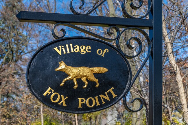 Entering the Village of Fox Point.