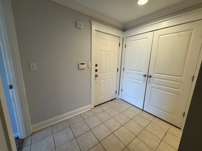 1725 Harvey Mitchell Pkwy S unit 2433, College Station, TX 77840 - photo 2
