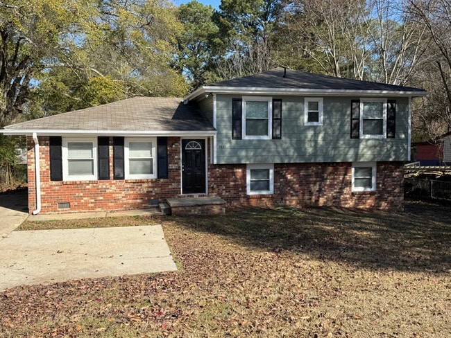 2830 Rex Rd, Ellenwood, GA 30294 - photo 2