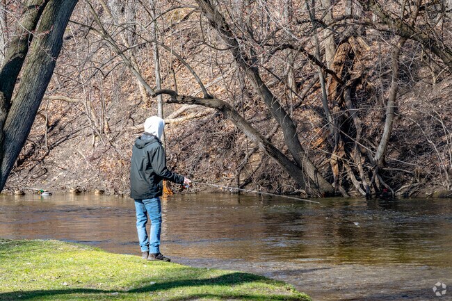 Find a great fishing spot along the Clinton River in the City of  Auburn Hills.