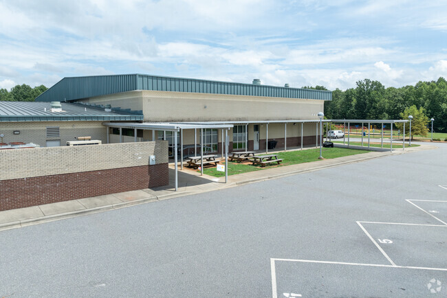 Catawba Elementary School is ranked #1003 in North Carolina Elementary Schools.