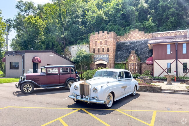 The Wabasha Street Caves offer big band music and dance parties every Thursday night.