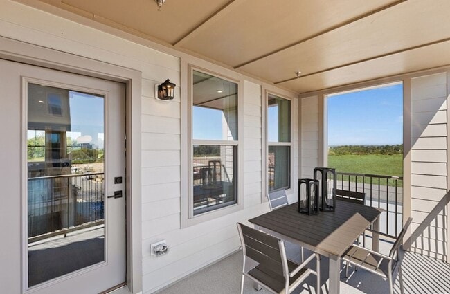 Belmont Park - Landmark, Ashburn, VA 20147 - photo 5