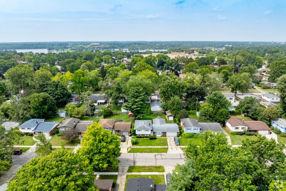 NH_GaultVillage_523452_P2_PM_V1_090424