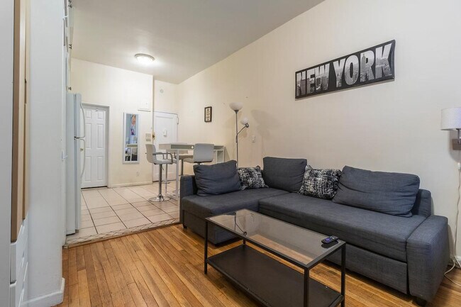 1540-1552-1552 1st Ave unit ID1032061P, New York, NY 10028 - photo 3