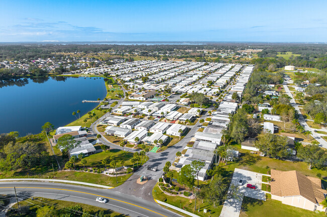 Sun Ridge is a wonderful neighborhood to live, work, and play.