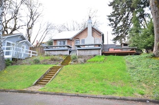 1007 Montello Ave, Hood River, OR 97031