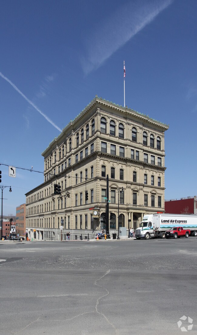 7 North Street, Pittsfield MA, Pittsfield, MA 01201 - photo 2