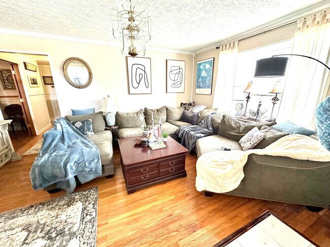 2027 Katelyn Dr, Elizabethton, TN 37643 - photo 7