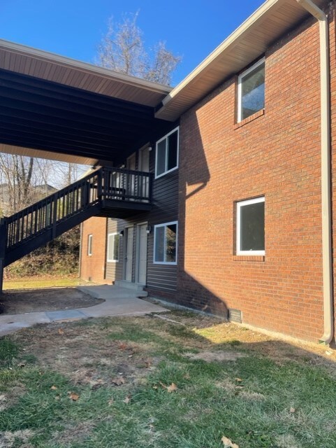 807 S Morrison Ave Unit C, Collinsville, IL 62234