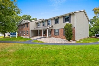 2820 Mount Mary Cir, Green Bay, WI 54311