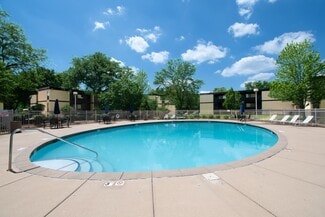 651-691 E American Blvd, Bloomington, MN 55420