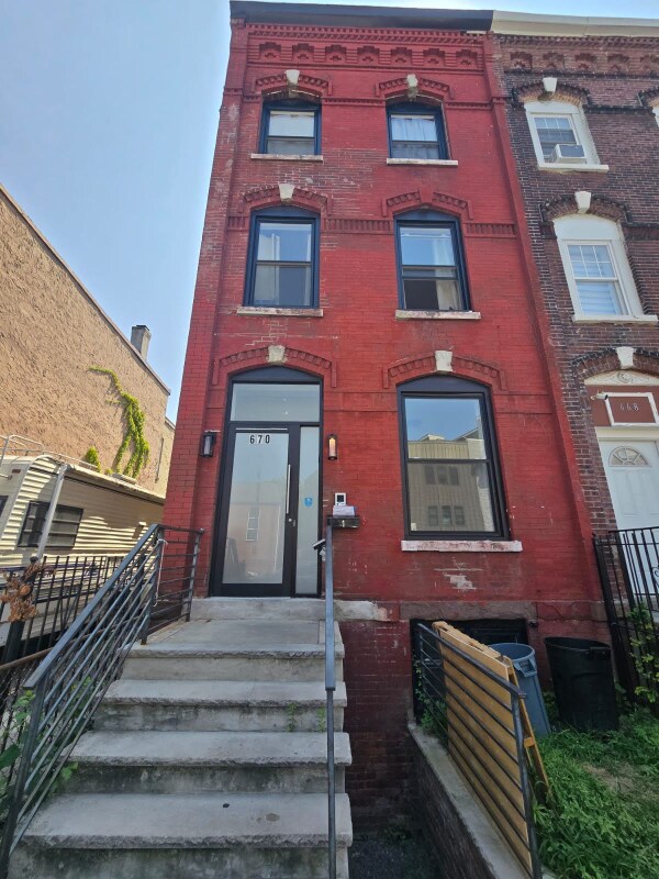 670 Ocean Ave Unit 1, Jersey City, NJ 07305