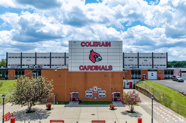 Colerain High School in Colerain received a B- on their Overall Niche Grade.