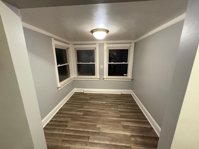 261 Spring Grove Ave, Toledo, OH 43605 - photo 4