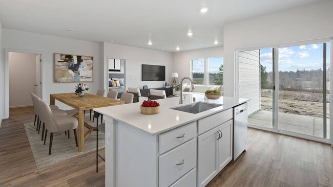 3530 S Mccabe Ln, Spokane, WA 99206 - photo 7