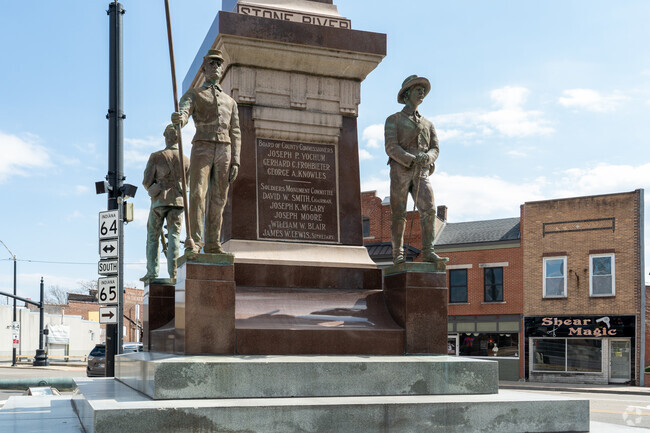 Gibson County Courthouse has an ornate memorial right outside.