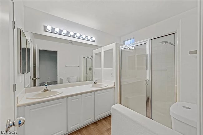 638 Ribbon Grass Ave, Las Vegas, NV 89183 - photo 2