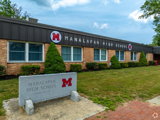 Manalapan High School has an A-minus grade from Niche.