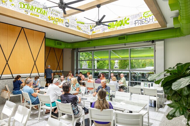 Lake Park Diner is a favorite restaurant amongst local residents.