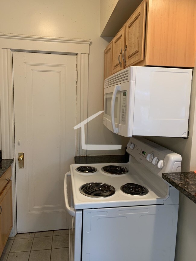 117 Park Dr unit 33, Boston, MA 02215 - photo 3