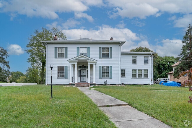 The Mary B. Denman House, part of a former plantation, stands on Bangor Street SE.
