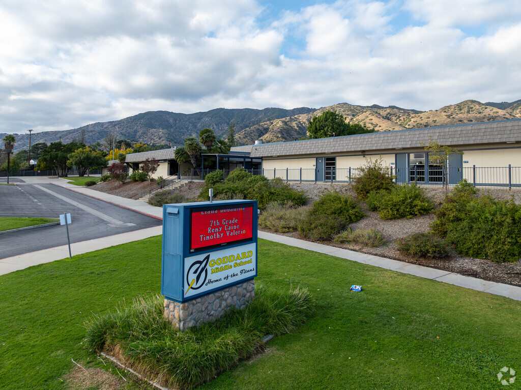 Goddard Middle School is located in Glendora, California.