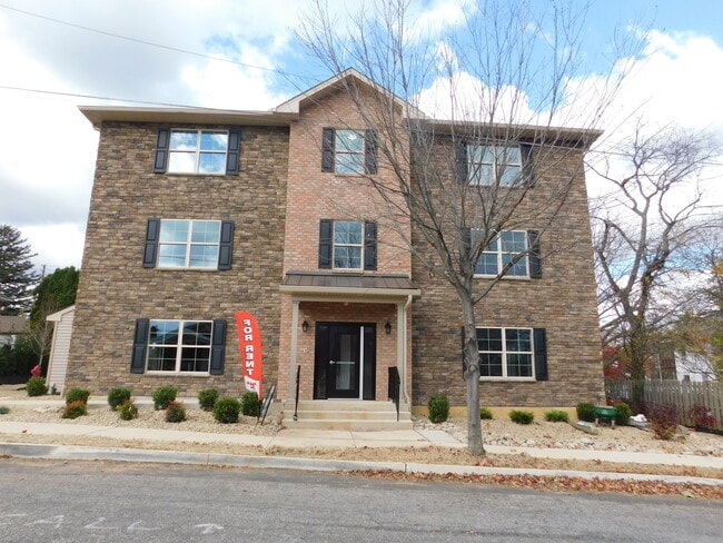 1513 Maple St, Bethlehem, PA 18017 - photo 2