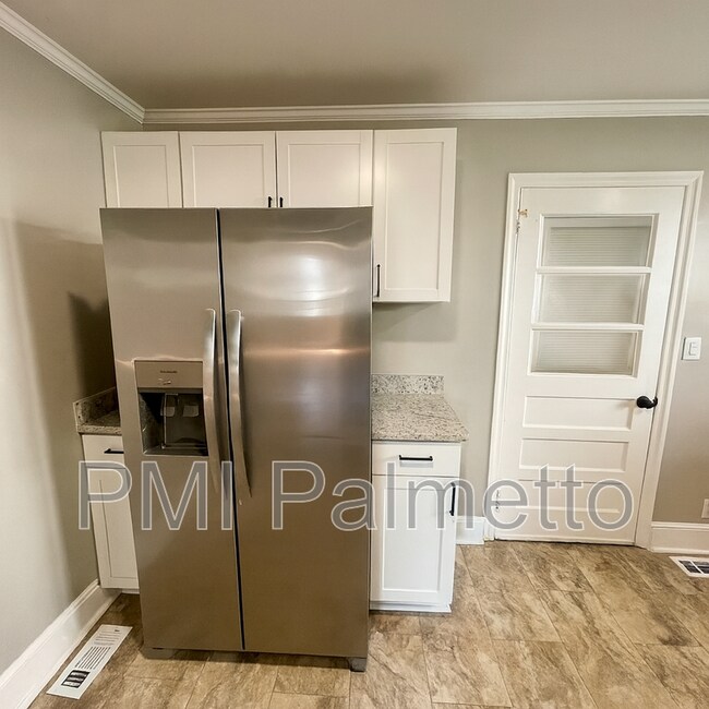 1215 Chevis St, Columbia, SC 29205 - photo 6