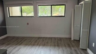 3742 Estepona Ave, Doral, FL 33178