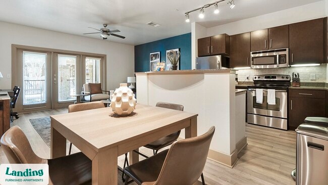 2056 Sundance Pkwy unit 7307, New Braunfels, TX 78130 - photo 6