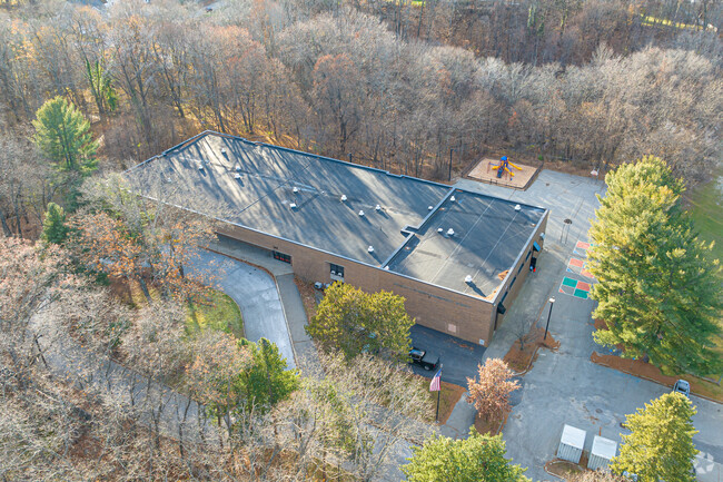 Welcome to 
Francis J. McGrath Elementary School, located in Forest Grove Worcester, MA.