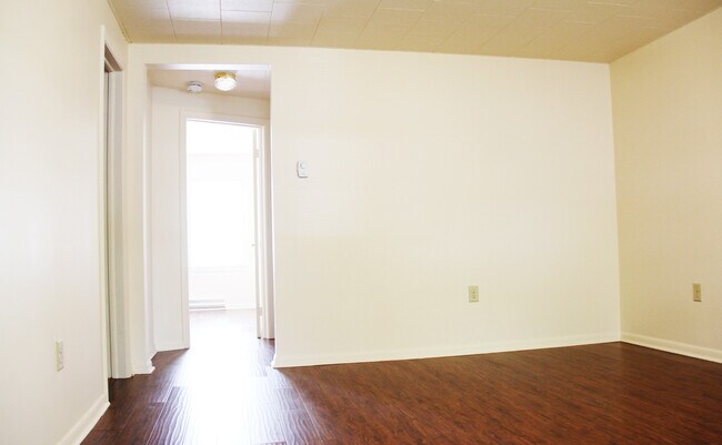 365 St Paul St unit 6, Burlington, VT 05401 - photo 4