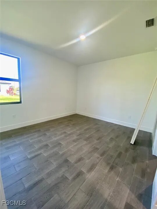 5427 Centennial Blvd, Lehigh Acres, FL 33971 - photo 5