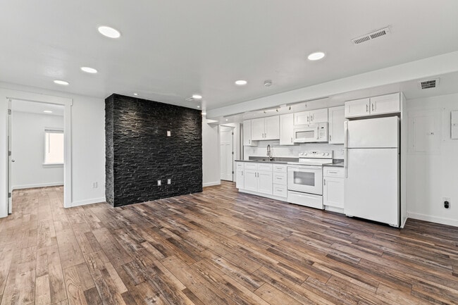 4883 E Silver Ridge Rd, Eagle Mountain, UT 84005 - photo 4