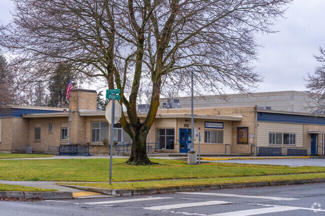 Borah Elementary features a wide single story building.