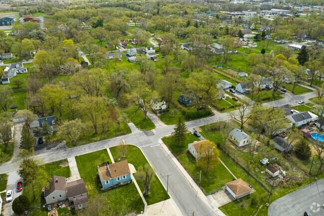 Turkey Creek offer's residents an abundance of nature and ample parking.