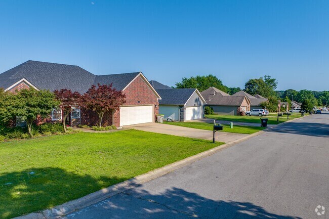 Traditional, contemporary homes line the streets in many newer neighborhoods of Benton Arkansas.