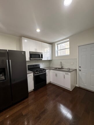 3156 Agate St, Philadelphia, PA 19134