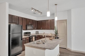 3700 W Tecumseh Rd, Norman, OK 73072