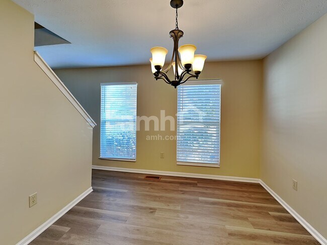 545 Weeping Willow Ln, Maineville, OH 45039 - photo 7