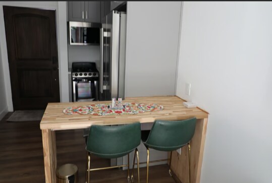 3751 Hillcrest Dr, Los Angeles, CA 90016 - photo 4